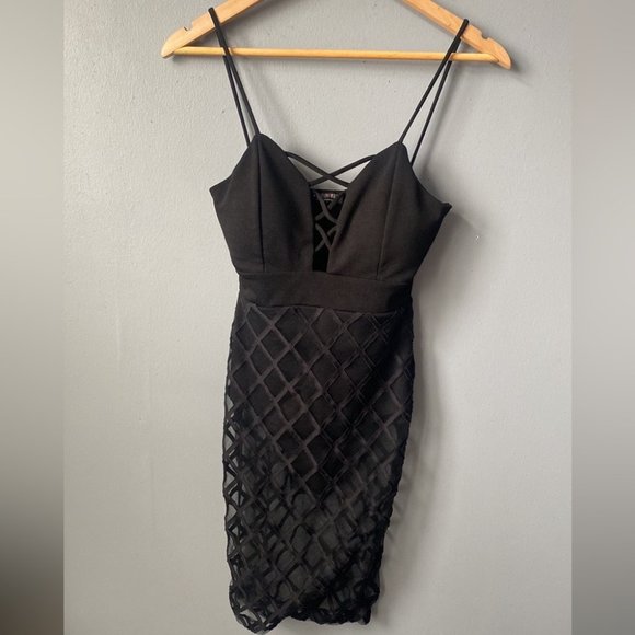 Bodysuit Dress with Mesh Overlay - Picture 4 of 7